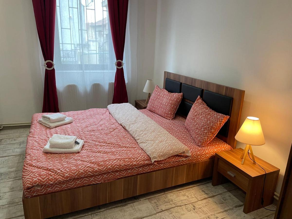 Tampa Residence Брашов Екстер'єр фото
